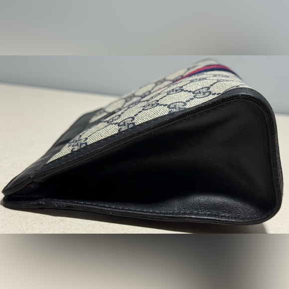 GUCCI Vintage GG Canvas Sherry Line Clutch - Picture 5 of 16